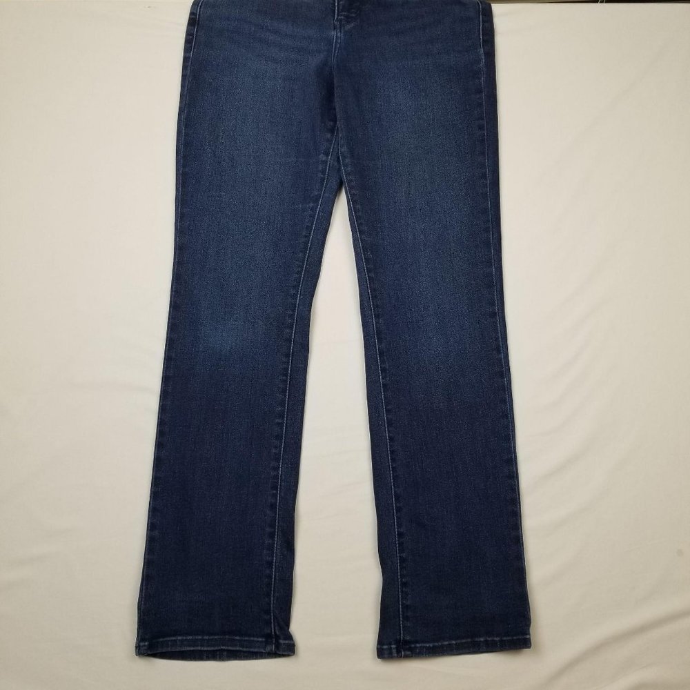 Levi's Women's Straight Leg Jeans in Dark Blue Denim Levi’s 512 the best jeans